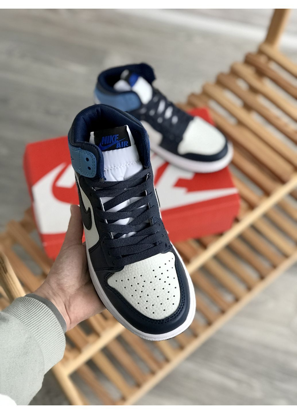 Синій Осінні кросівки чоловічі і жіночі nike air jordan 1 retro high patent blue toe| найк джордан 1 ретро сині No Brand