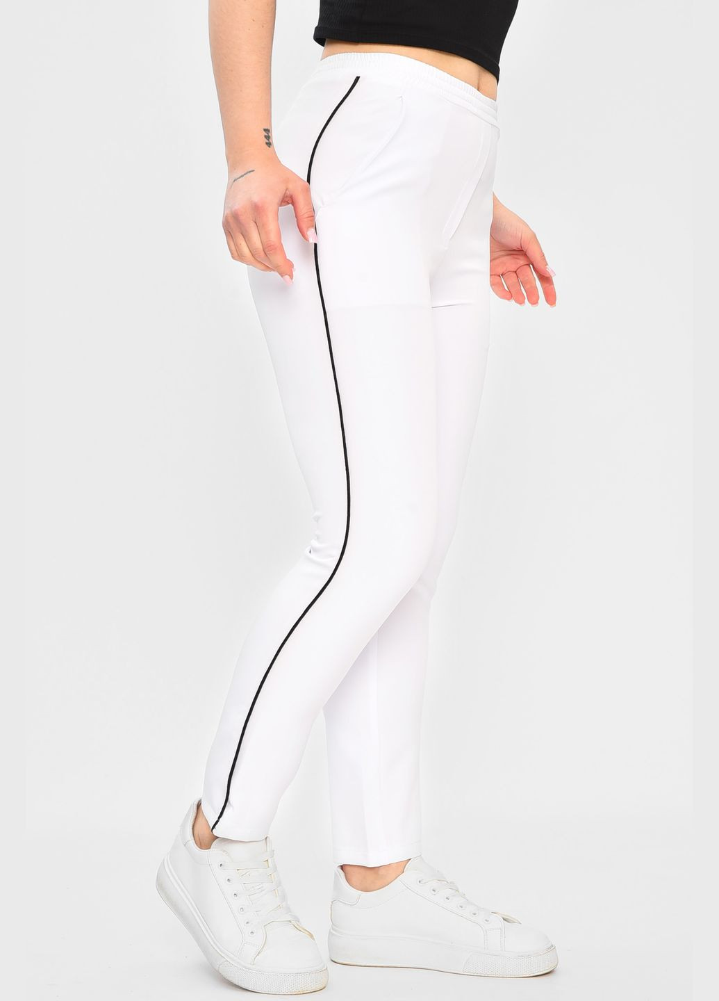 Штаны женские однотонные белого цвета Let's Shop (332767834)