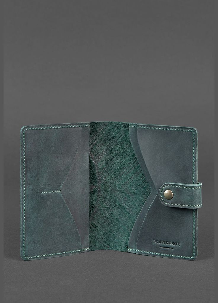 Жіноча шкіряна обкладинка для паспорта 3.0 Інді зелена (A-026681) BlankNote (329743056)