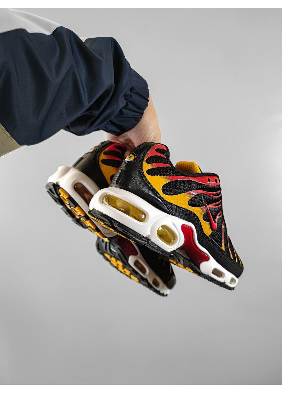 КРОСІВКИ ЖІНОЧІ NIKE AIR MAX TN PLUS V2 НАЙК АІР МАКС ТН ПЛЮС No Brand чорні демісезони (367168328)