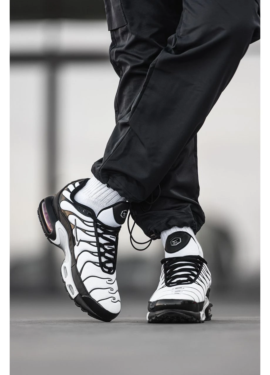Кросівки жіночі Nike Air Max Plus TN Ultra White Black Найк Аір Макс ТН чорно-білі демісезони (380679532)