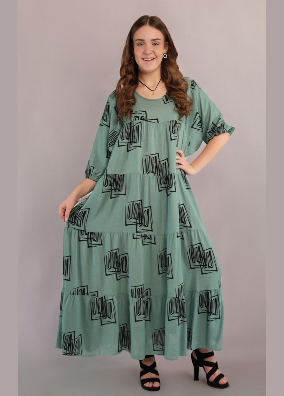 Оливковое платье Saimeiqi с абстрактным узором