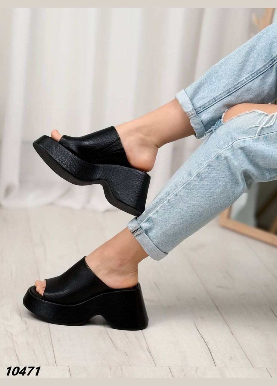 Черные шльопки Vakko