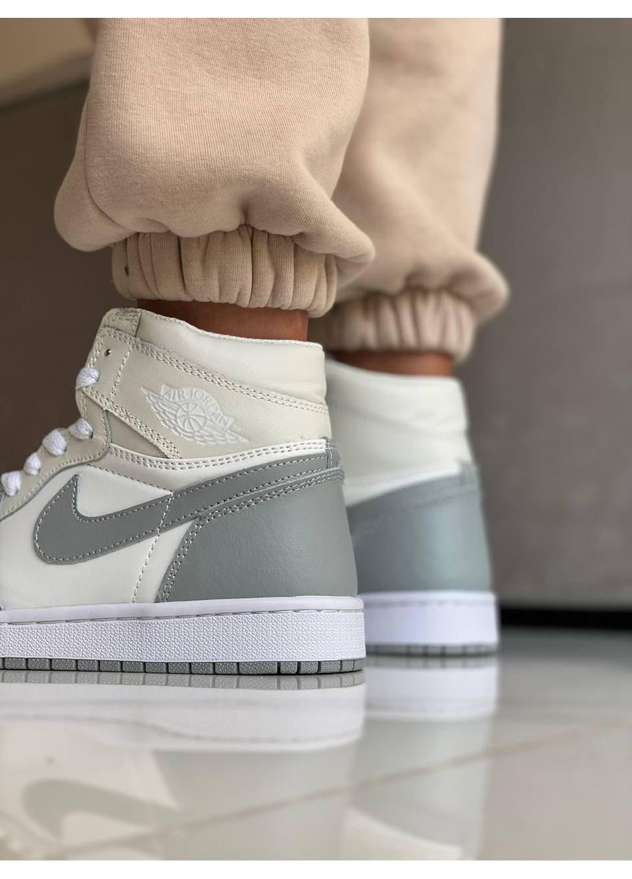КРОССОВКИ ЖЕНСКИЕ NIKE AIR JORDAN 1 RETRO HIGH GREY WHITE НАЙК АИР ДЖОРДАН No Brand серые демисезоны (368862334)