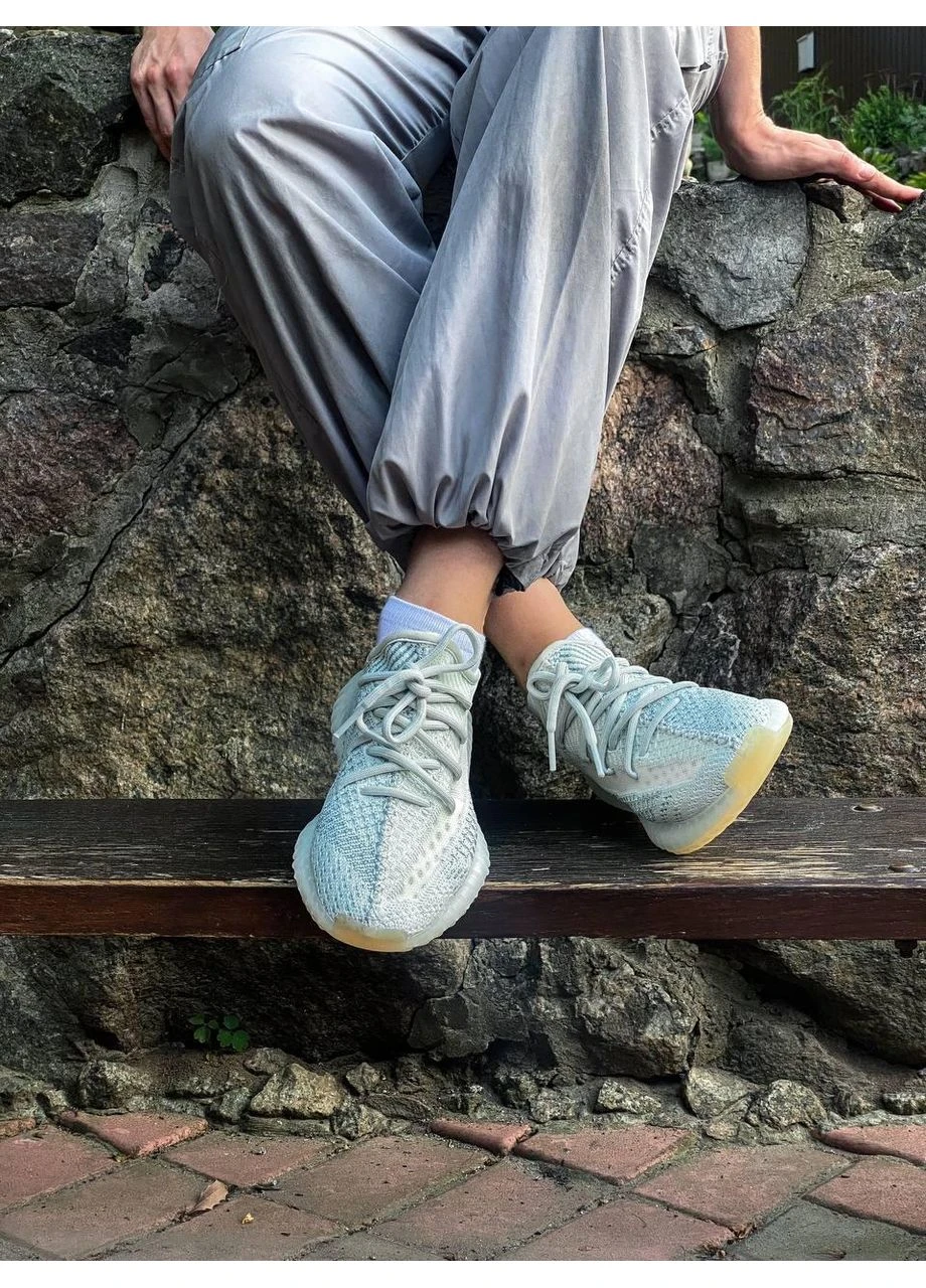 Белые летние кроссовки adidas yeezy boost 350 v2 cloud white 1 адидас изи буст No Brand