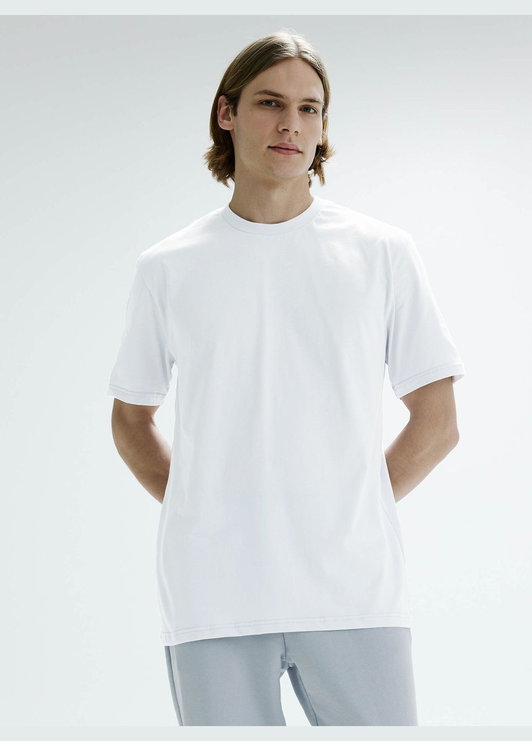 Біла футболка для чоловіків з коротким рукавом Роза