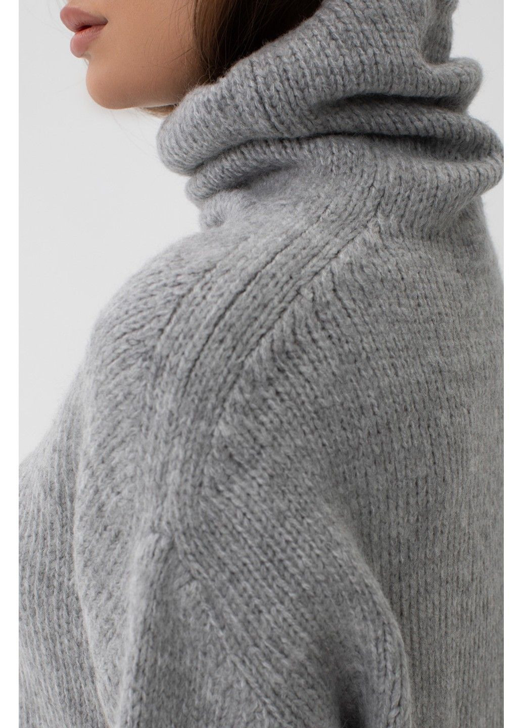 Серый демисезонный свитер s1024 Sewel