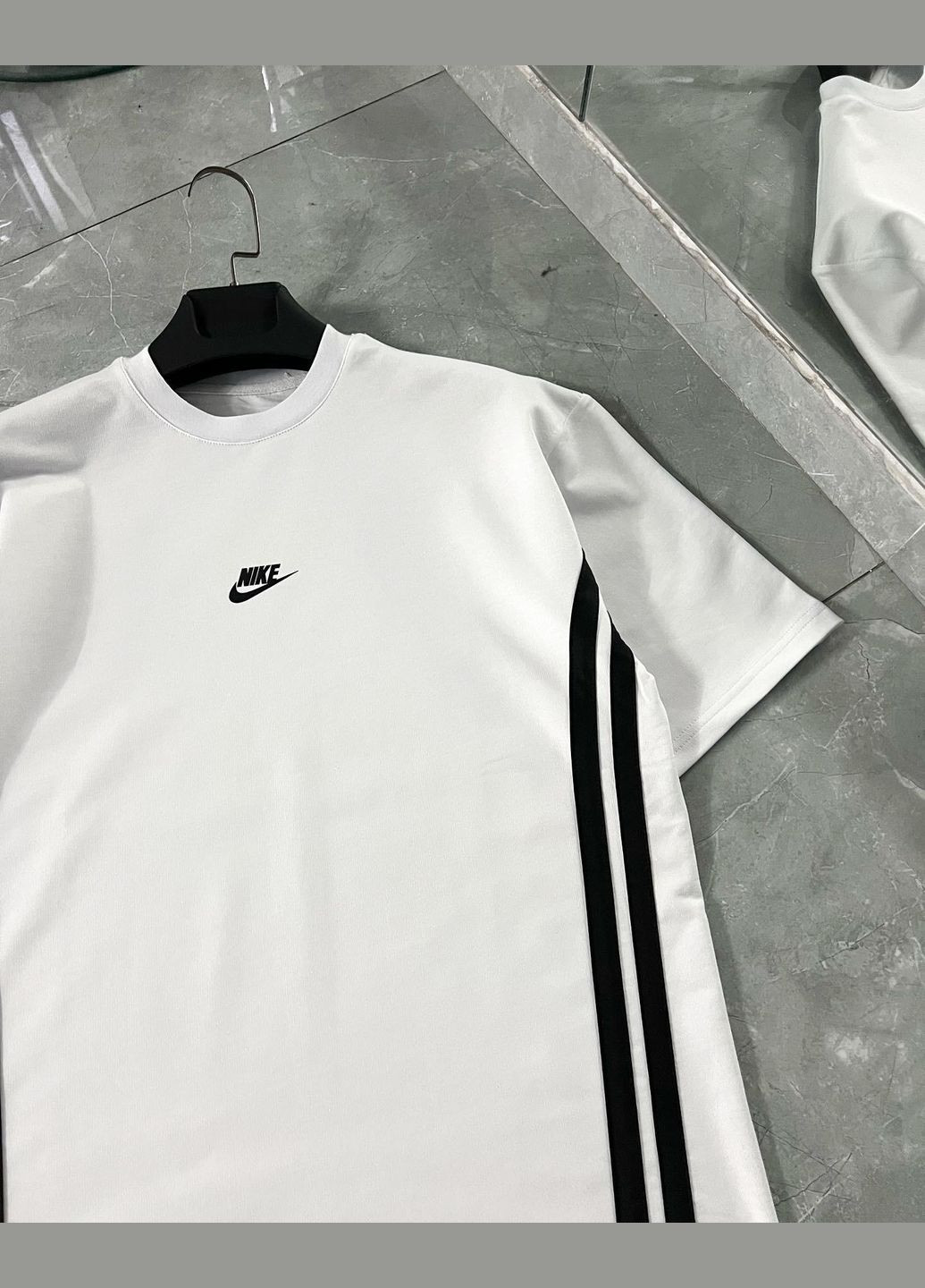 Белая стильная мужская футболка nike оверсайз белая Freedom