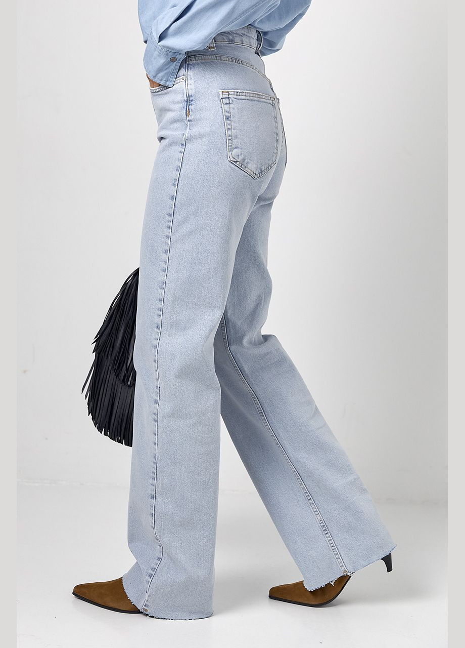 Джинси Straight прямого крою з необробленим низом - небесно-блакитний колір Lurex - (324392725)