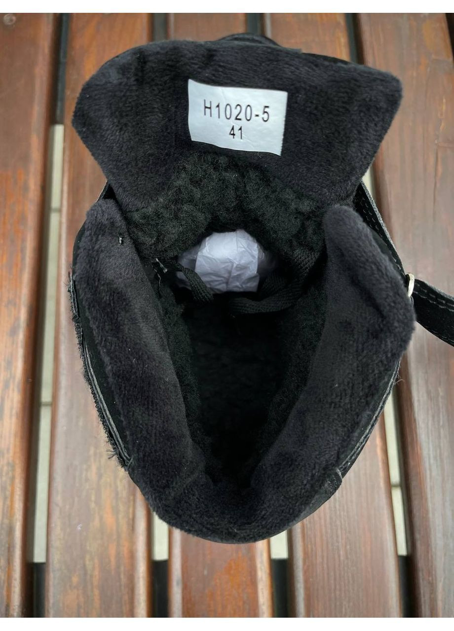 Чорно-білі чоловічі зимові кросівки No Brand