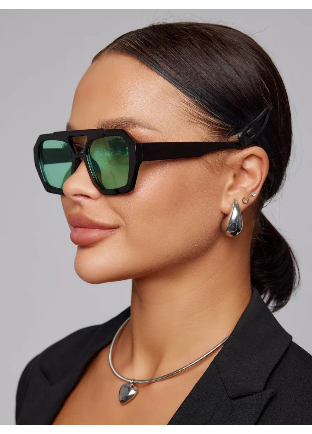 Солнцезащитные очки шестигранные Charming зеленые с черным No Brand (323134640)