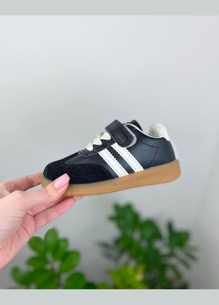 Чорні всесезонні дитячі кросівки чорні 851 No Brand