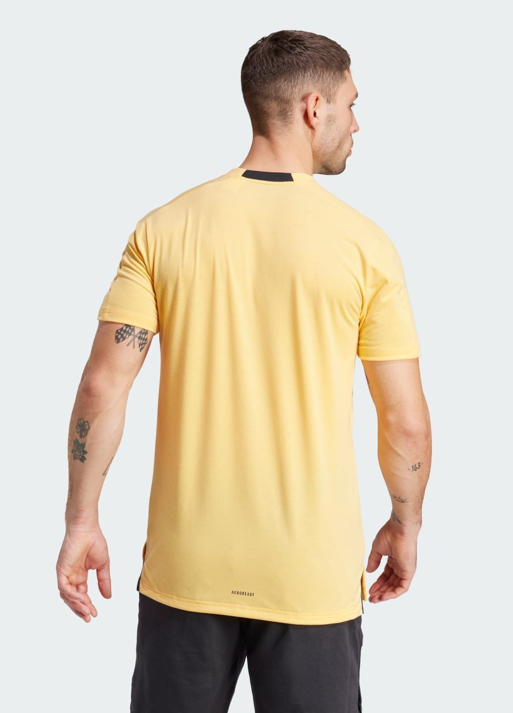 Помаранчева футболка designed for training workout adidas
