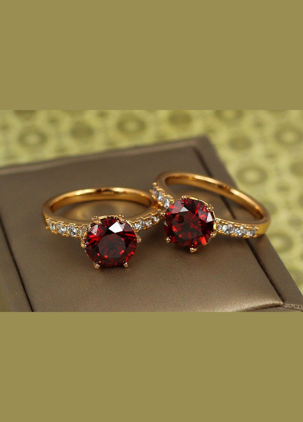 Кольцо зерно граната с красным камнем р 19 золотистое. Xuping Jewelry (317405151)