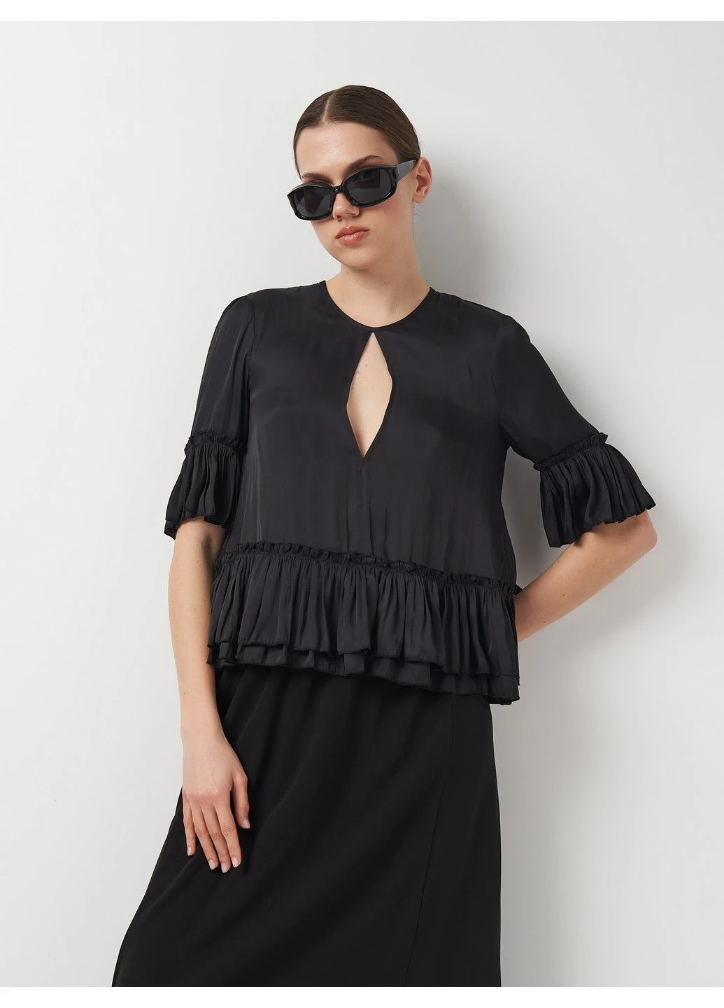 Чёрная блуза H&M