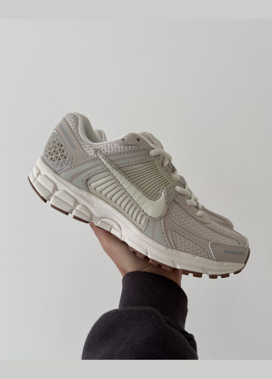 Кроссовки женские Nike Air Zoom Vomero 5 beige | Найк Аир Зум Вомеро 5 бежевые No Brand бежевые демисезоны (316231464)