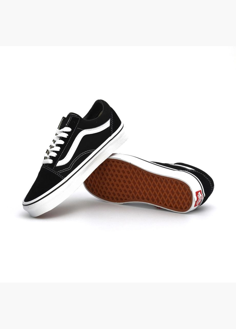 Черные кеды известного бренда Vans