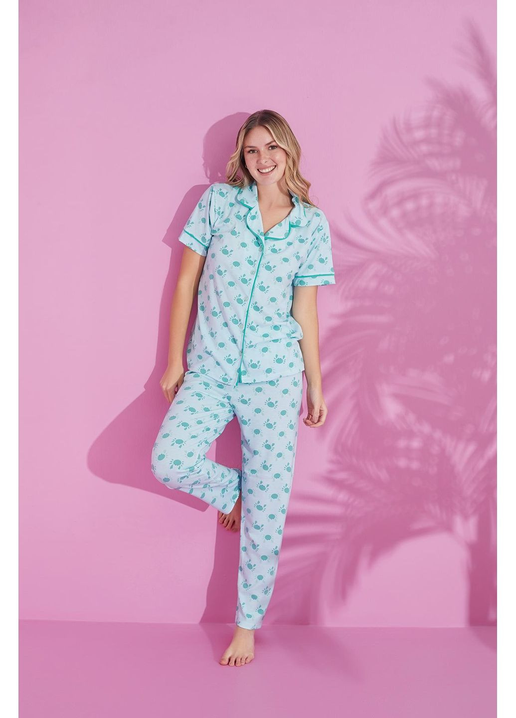 Блакитна всесезон жіноча піжама "crabby mood" сорочка + брюки Leyla