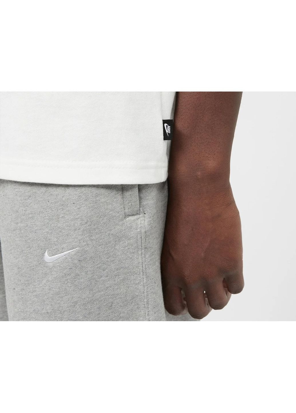 Белая футболка мужская sportswear premium essentials t-shirt (do7392-101) Nike