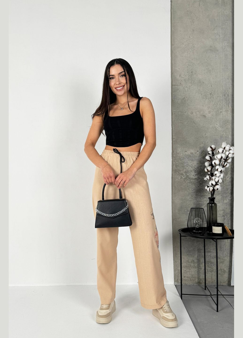Жіночі модні повсякденні лляні довгі штани з яскравою вишивкою INNOE брюки (290665814)