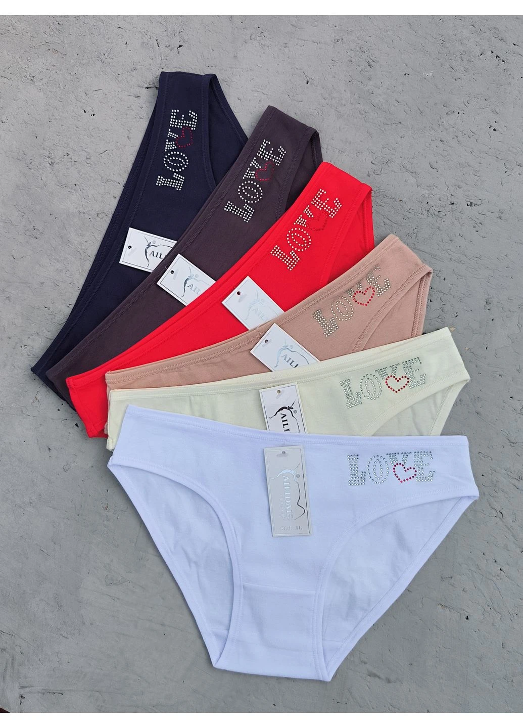Набор ▪️6 шт ▪️ хлопковые гладкие трусики слип со стразами love❣️ No Brand (381377399)