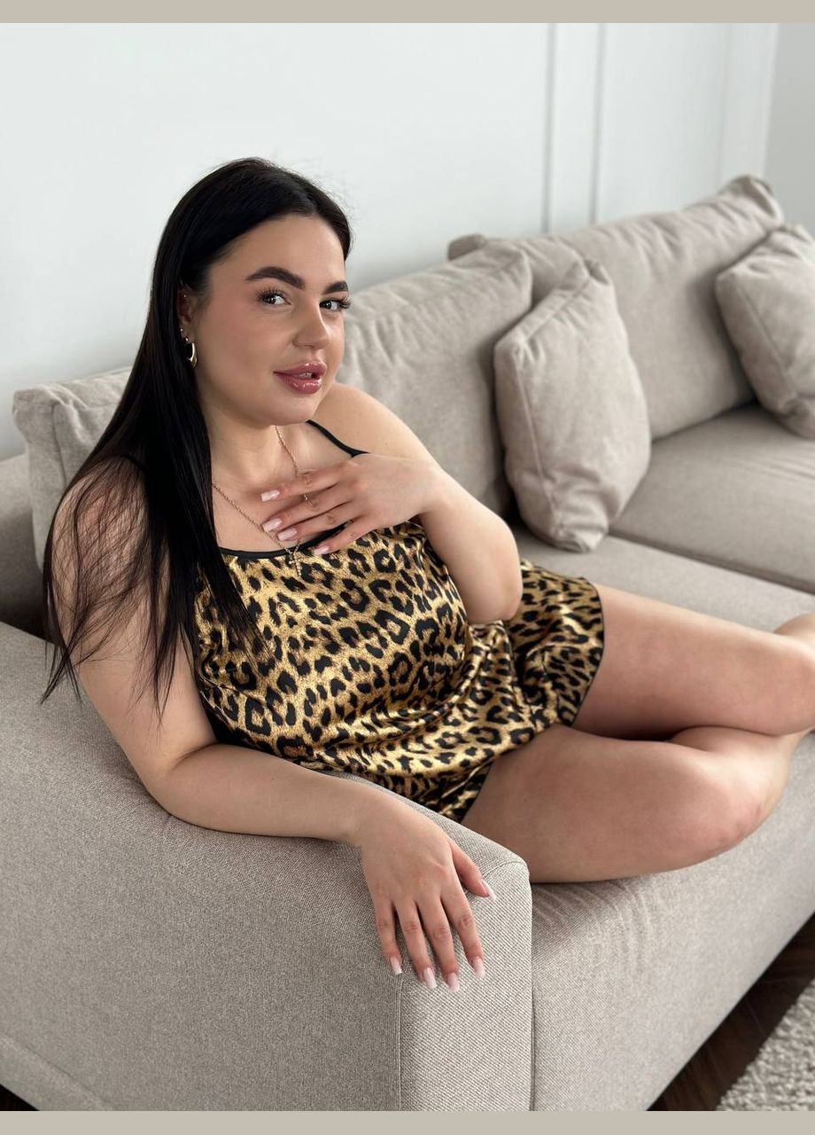 Комбинированная всесезон нежная шелковая пижама с леопардовым принтом майка + шорты No Brand