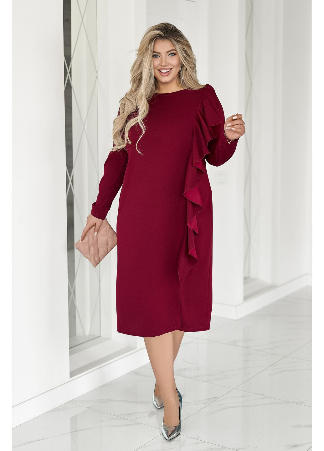 Бордова вечірня приталене плаття міді з воланом Fashion Girl