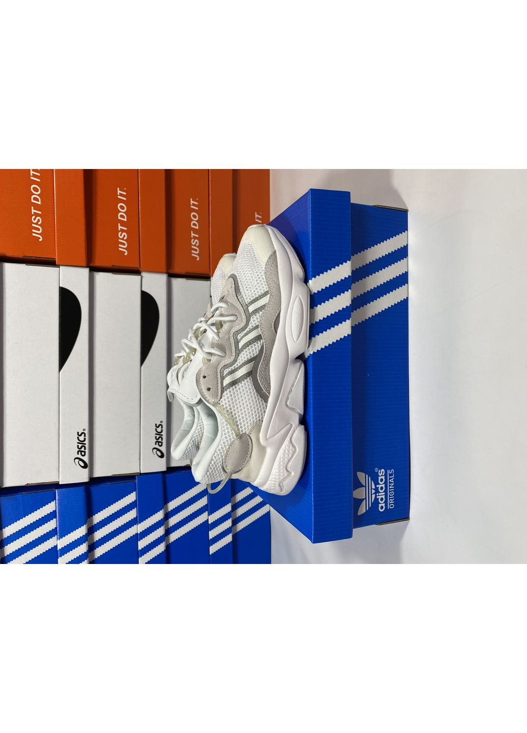 КРОСІВКИ ЖІНОЧІ ADIDAS OZWEEGO ADIPREN WHITE АДІДАС ОЗВІГО No Brand білі демісезони (367173978)