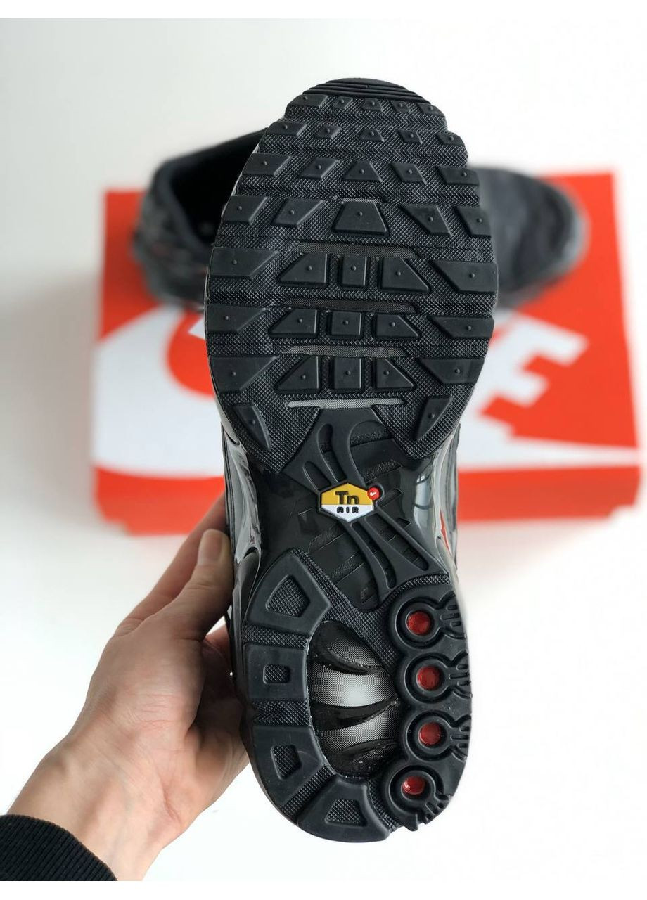 Кросівки жіночі Nike Air Max Plus Triple Black 604133-050 Найк Аір Макс ТН No Brand білі демісезони (366196221)