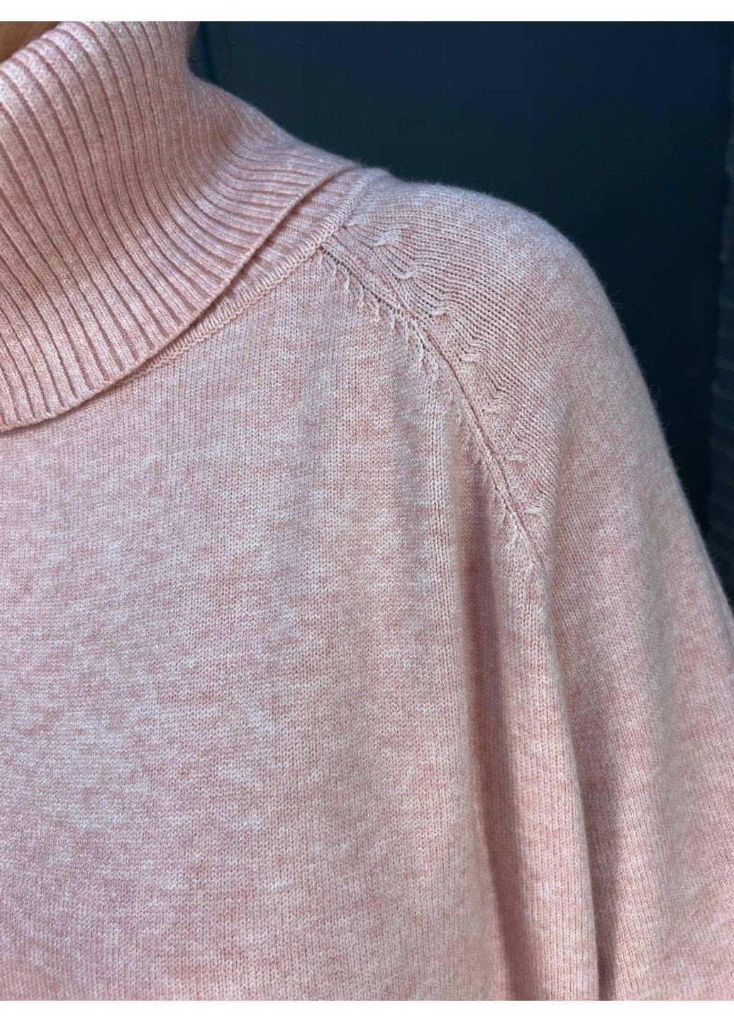 Розовое платье женское les etoiles claires 8178 свитер оверсайз ворот хомут one size No Brand