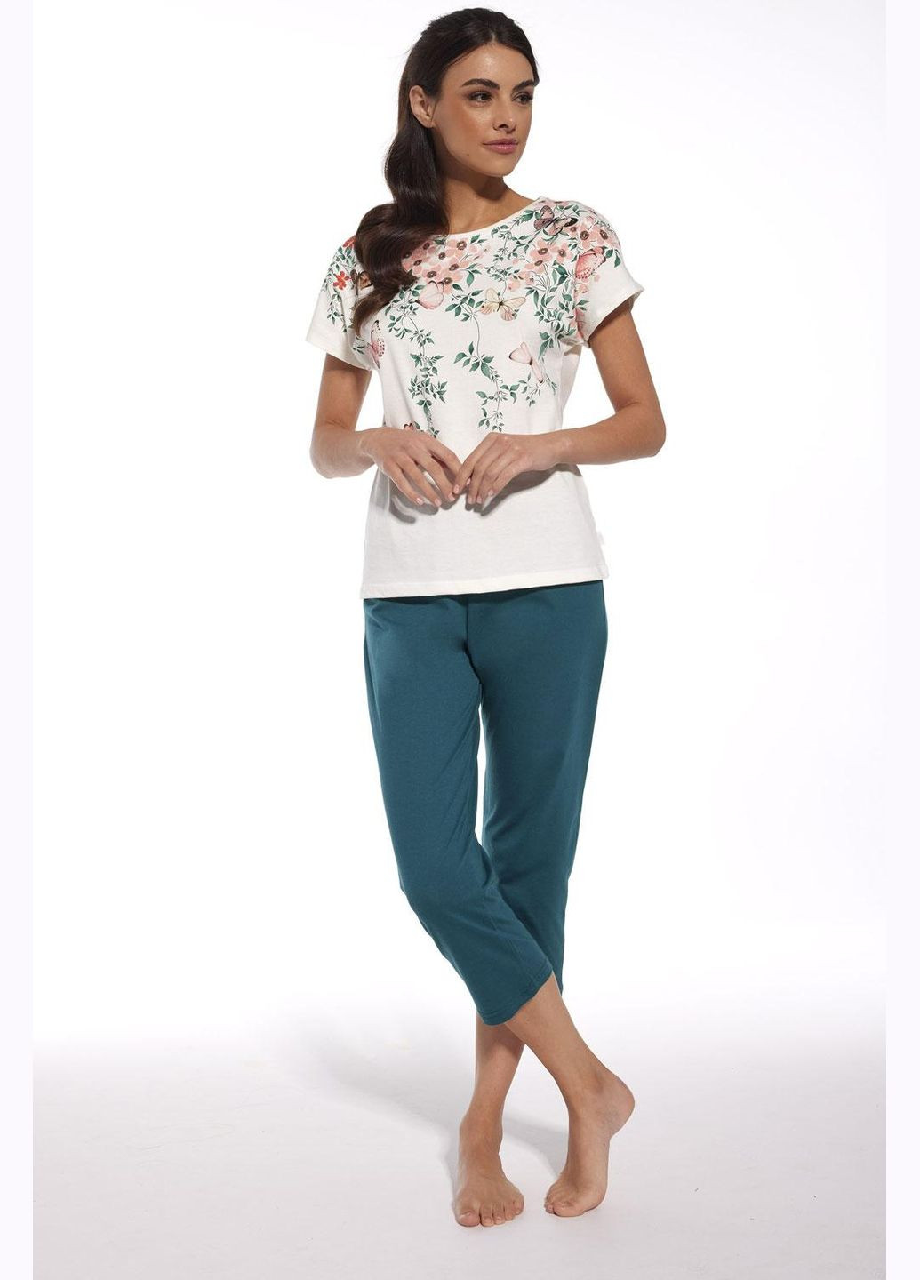 Комбінована всесезон піжама жіноча 369-281 a24 футболка + капрі Cornette Spring