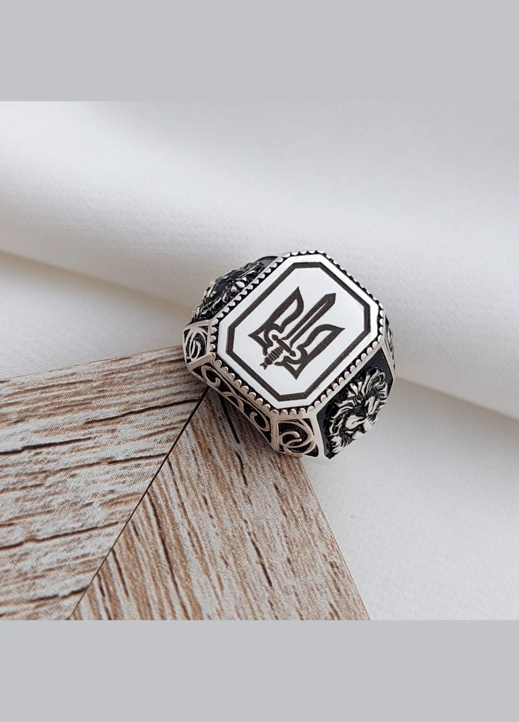 Печатка срібна Герб України з левами гравіювання та чорніння 523-3герб, розмір No Brand (316398481)