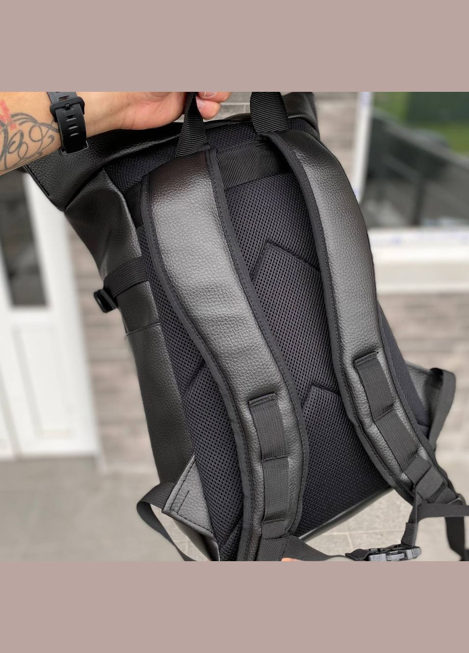 Рюкзак для города и путешествий Роллтоп черная экокожа вместительный портфель Travel Bag black No Brand (294335309)