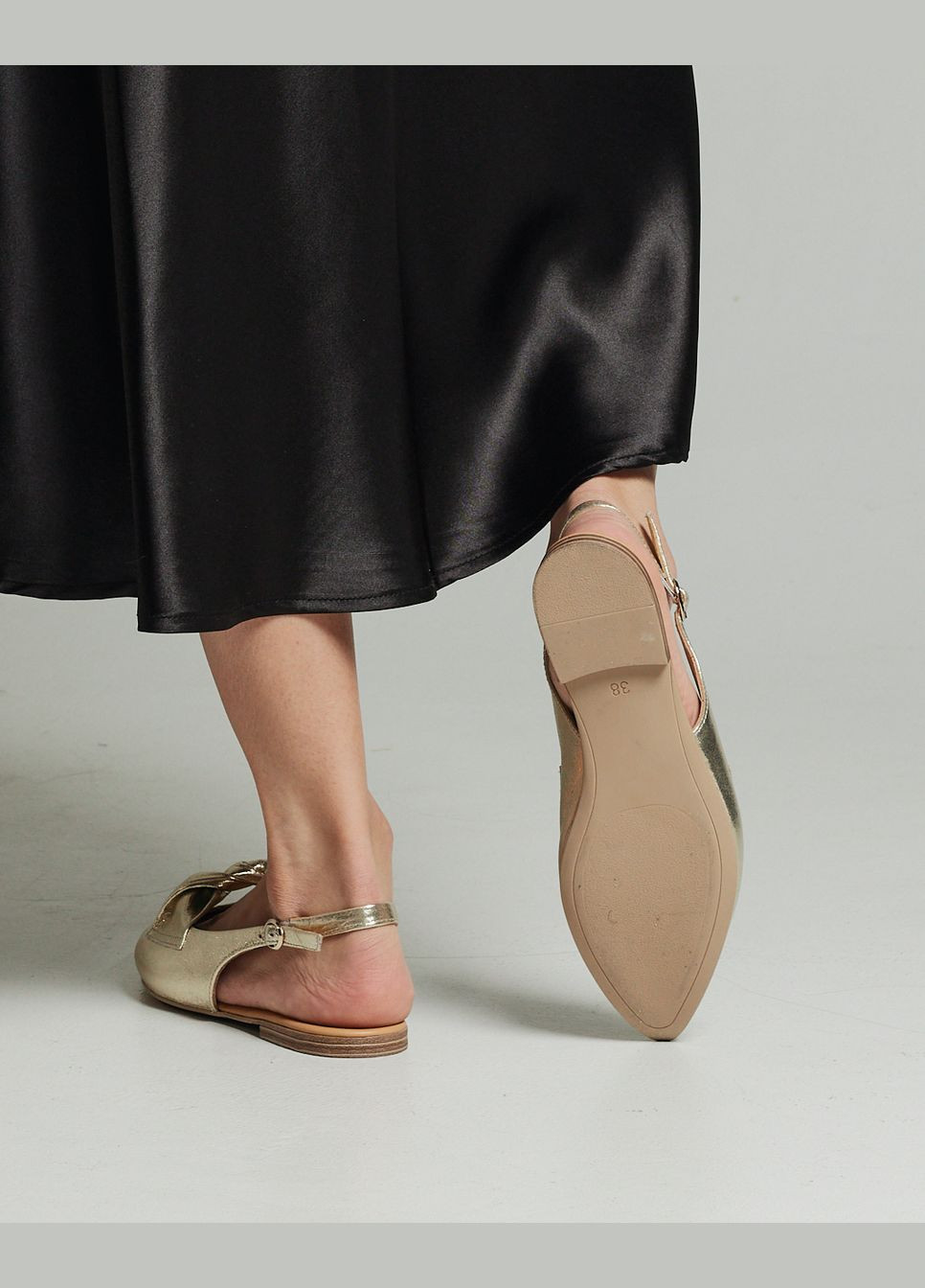 Босоніжки з гострим носом Krula (293337512)