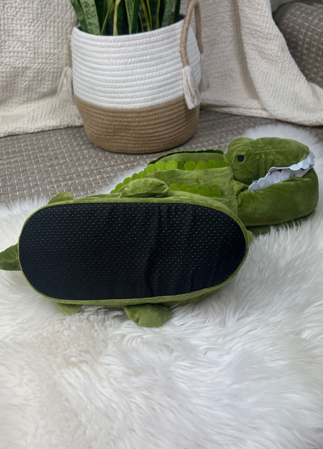 Жіночі теплі капці-крокодили плюшеві з антиковзною підошвою My Kigu (367082643)