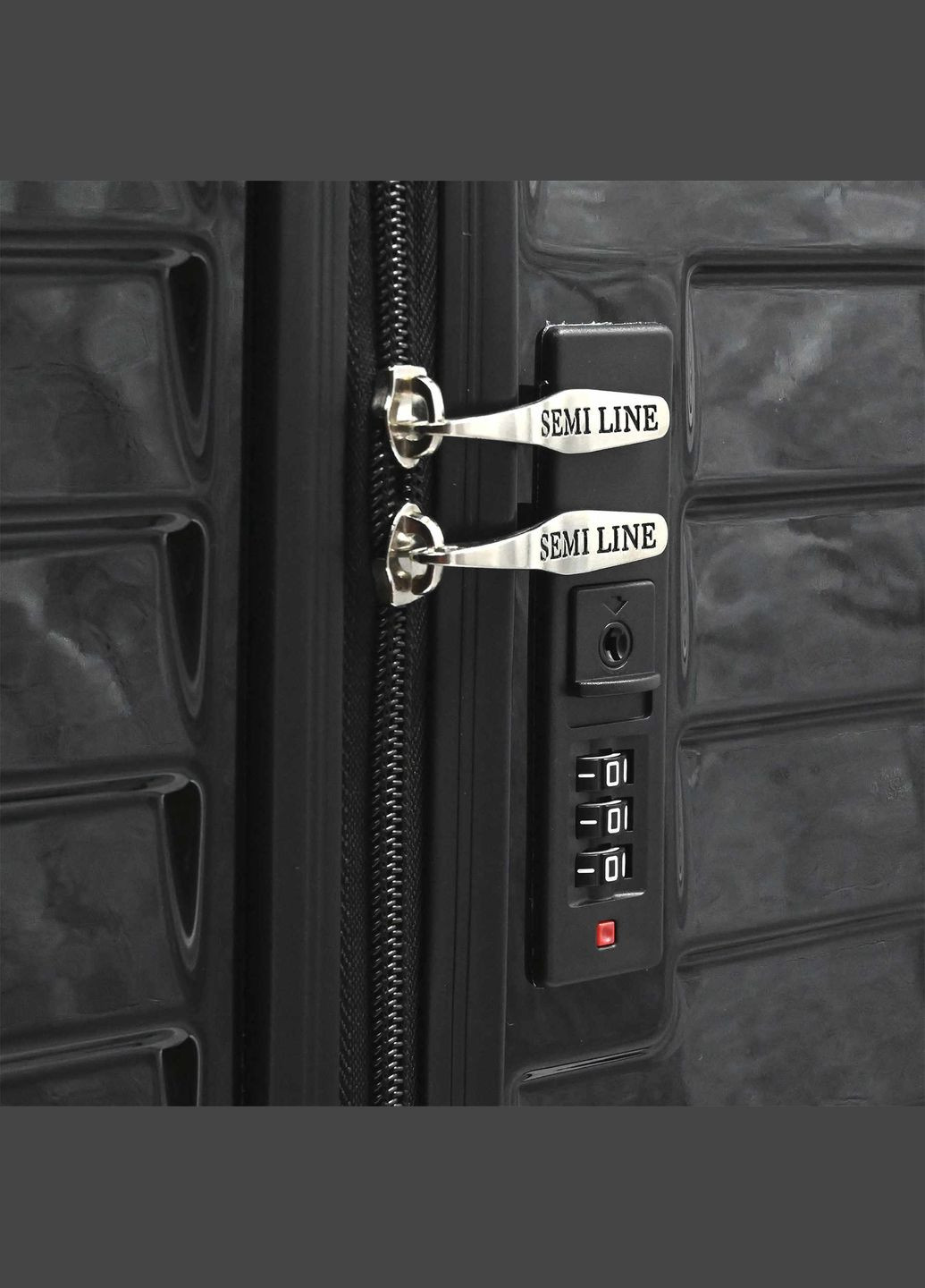 Валіза 24" (M) Black (T5765-2) Semi Line (315937562)