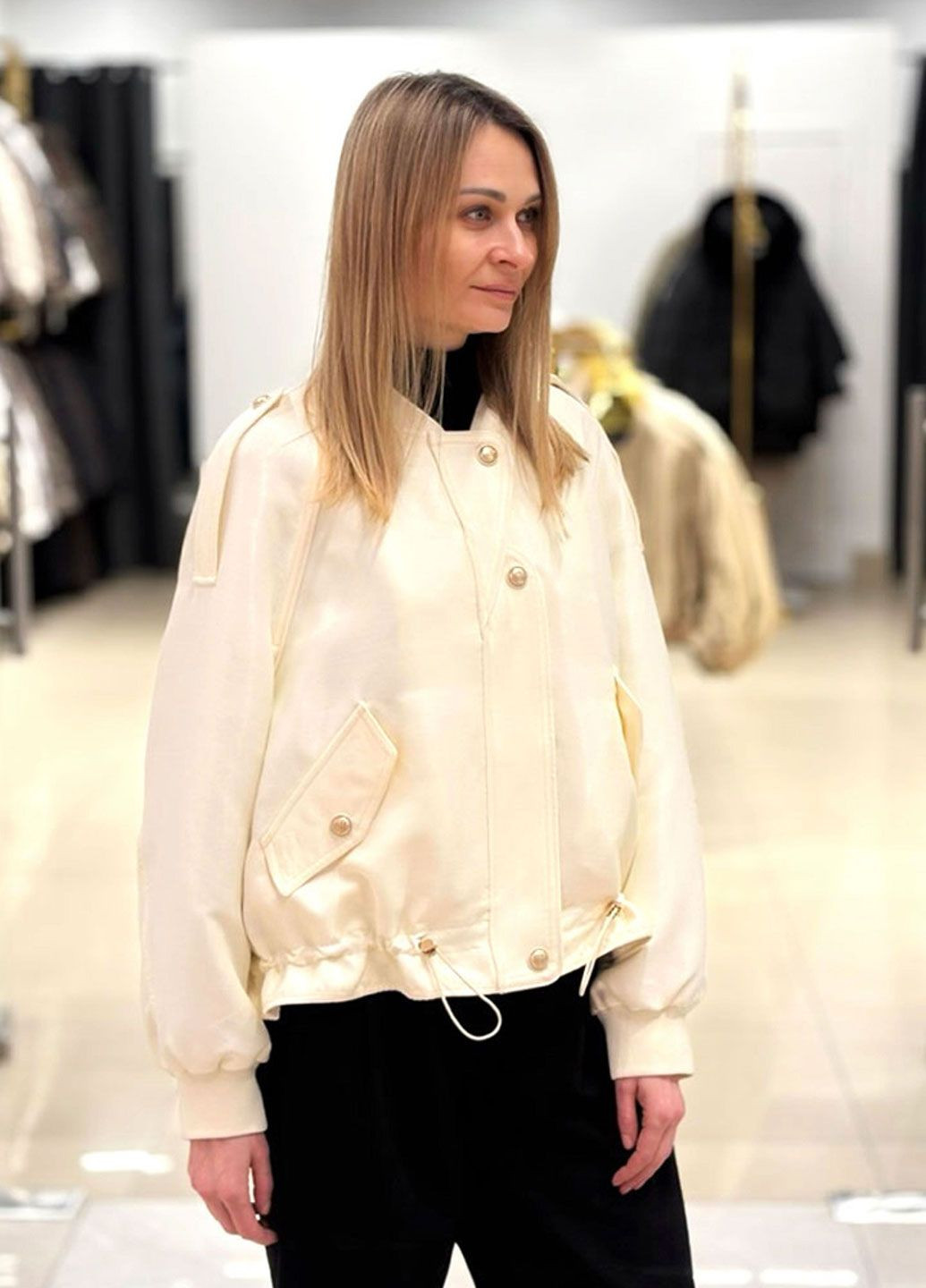 Молочная демисезонная женский тренч 9913 black CHANEVIA