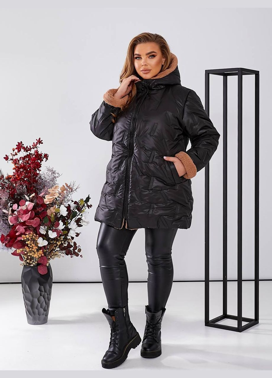 Чорна демісезонна жіноча тепла куртка з капюшоном New Trend