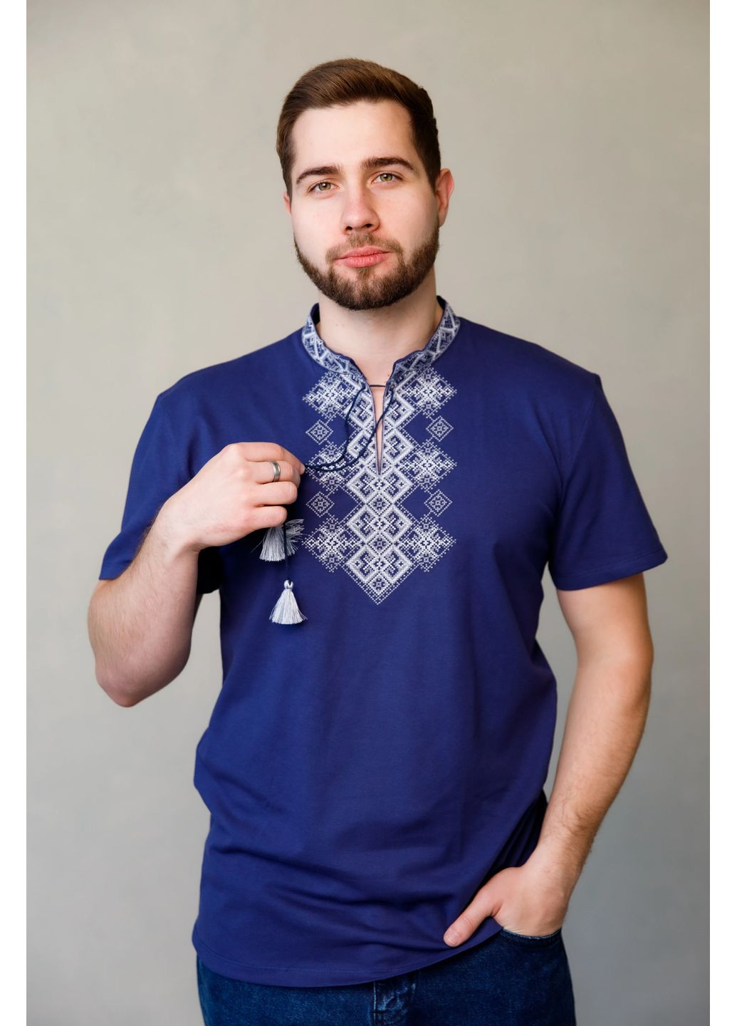 Синя чоловіча футболка вишиванка бажан синя з біло-сірим Galychanka (365251261)