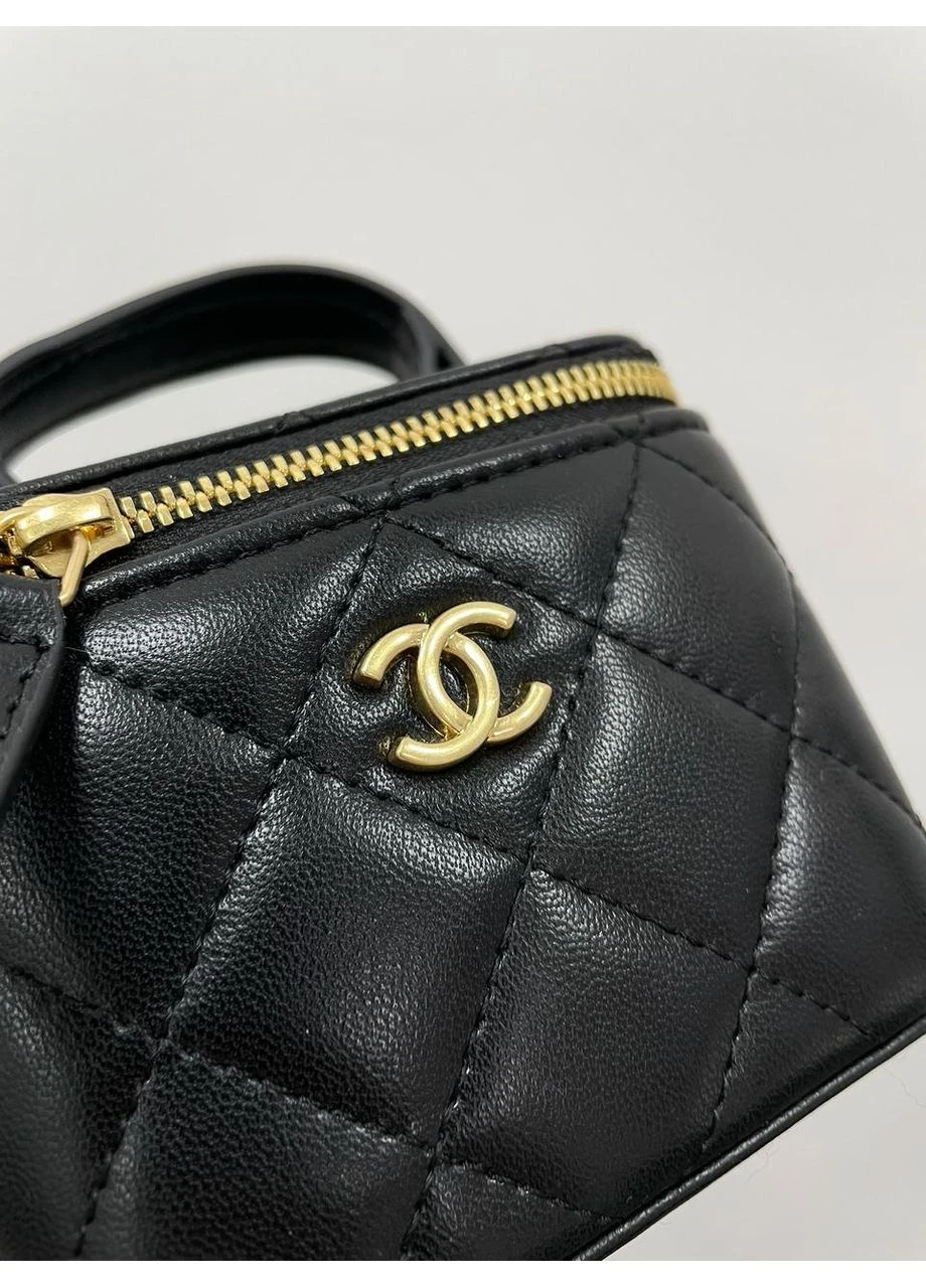 Сумка жіноча Classic Black Lambskin Pearl Crush Mini Vanity Case No Brand (355343453)