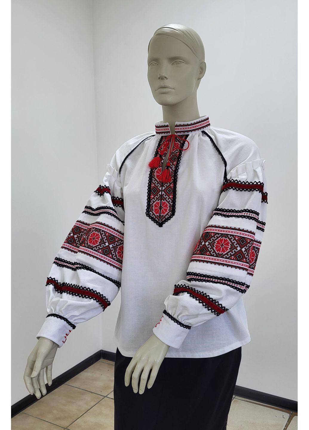 Комбинированная женская рубашка с вышивкой (ручная) и кружевом на домотканом полотне "карминовая" Hand Made узор украинская символика свободная хлопок (369617171)