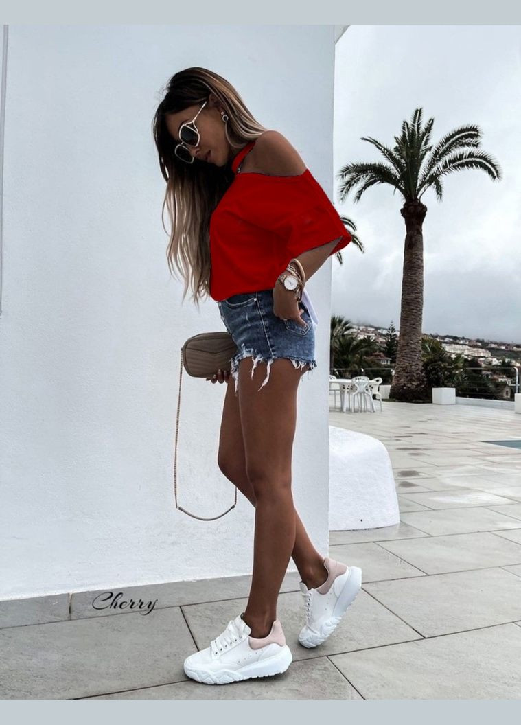 Футболка вільного крою, з відкритим плечем, бавовняна No Brand - (316649499)