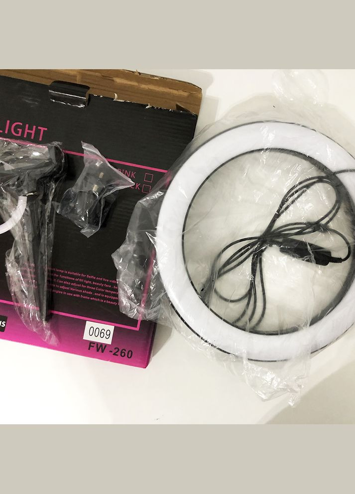 Кольцевая лампа 26 см, лампа для тик тока tiktok, селфи лампа с держателем для телефона China (285895785)