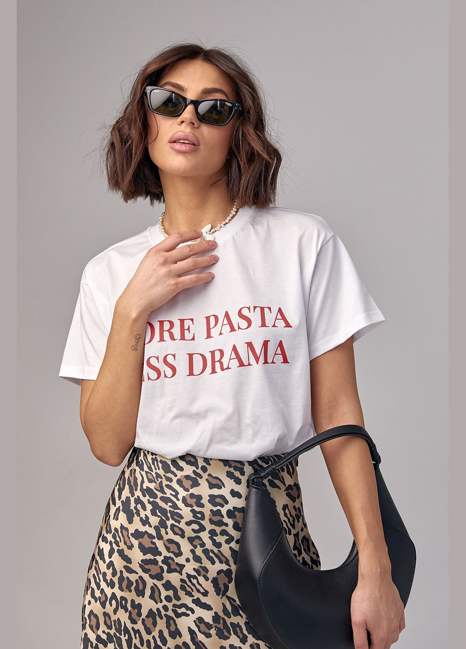 Червона літня жіноча футболка з написом more pasta less drama Lurex