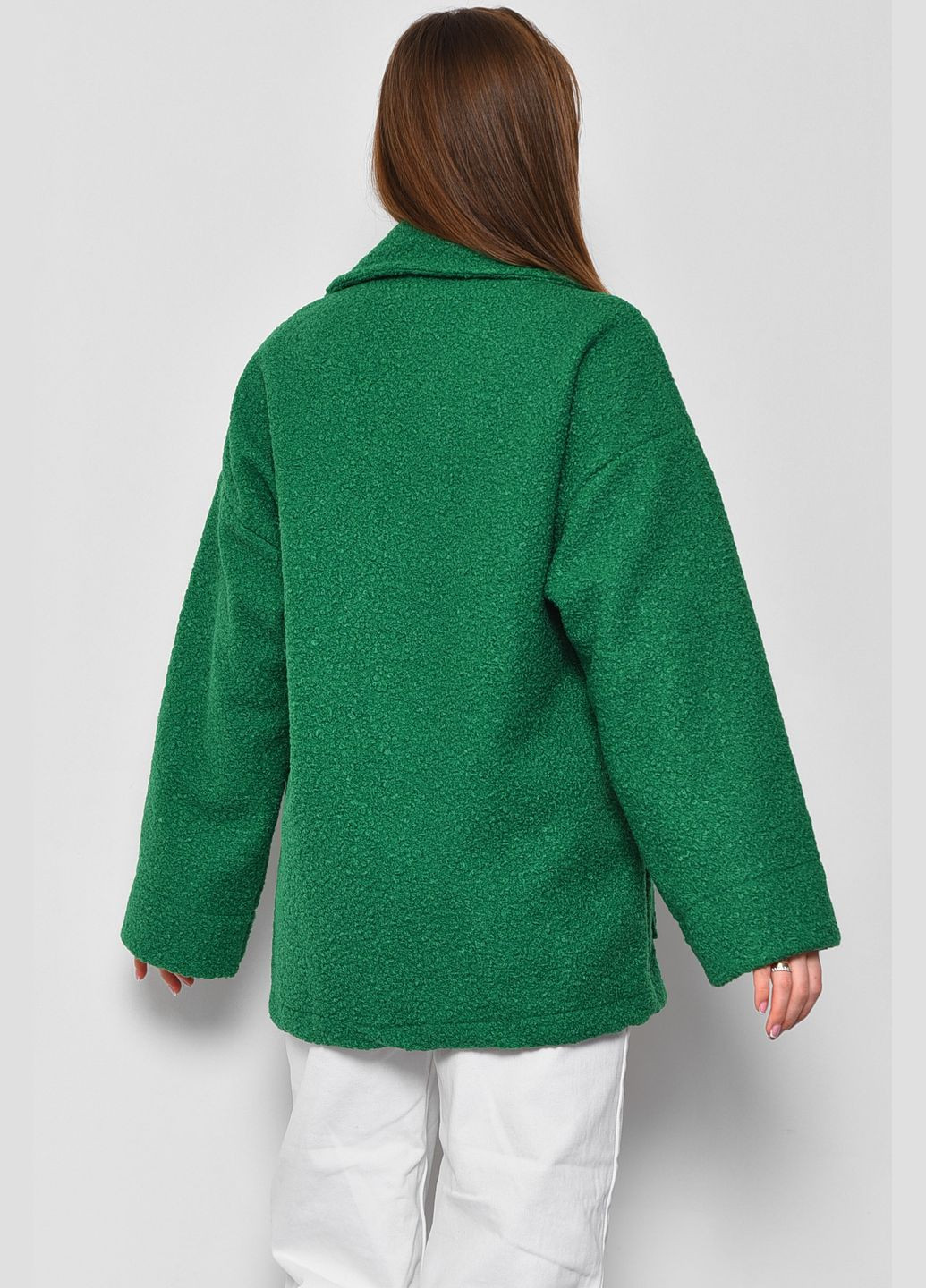 Зелене демісезонне Пальто жіноче напівбатальне вкорочене зеленого кольору Let's Shop