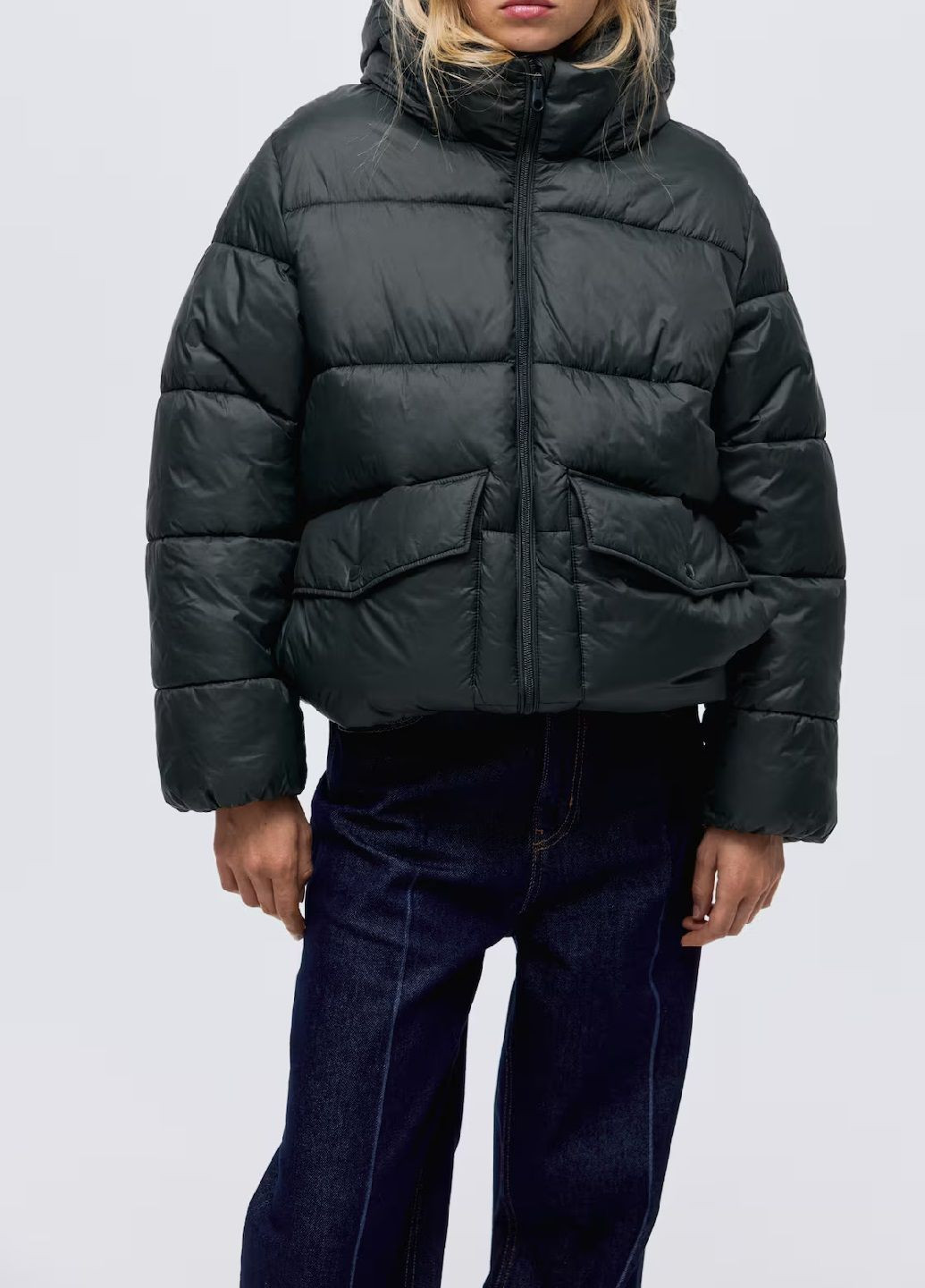 Сіро-зелена зимня куртка H&M