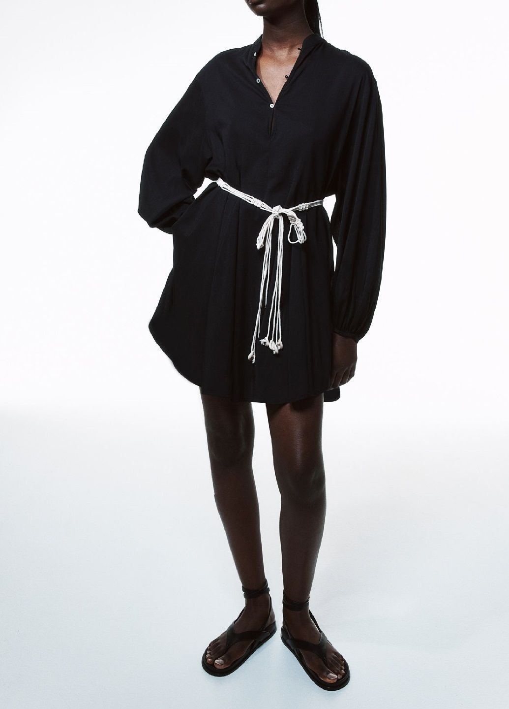 Черное кэжуал платье H&M однотонное