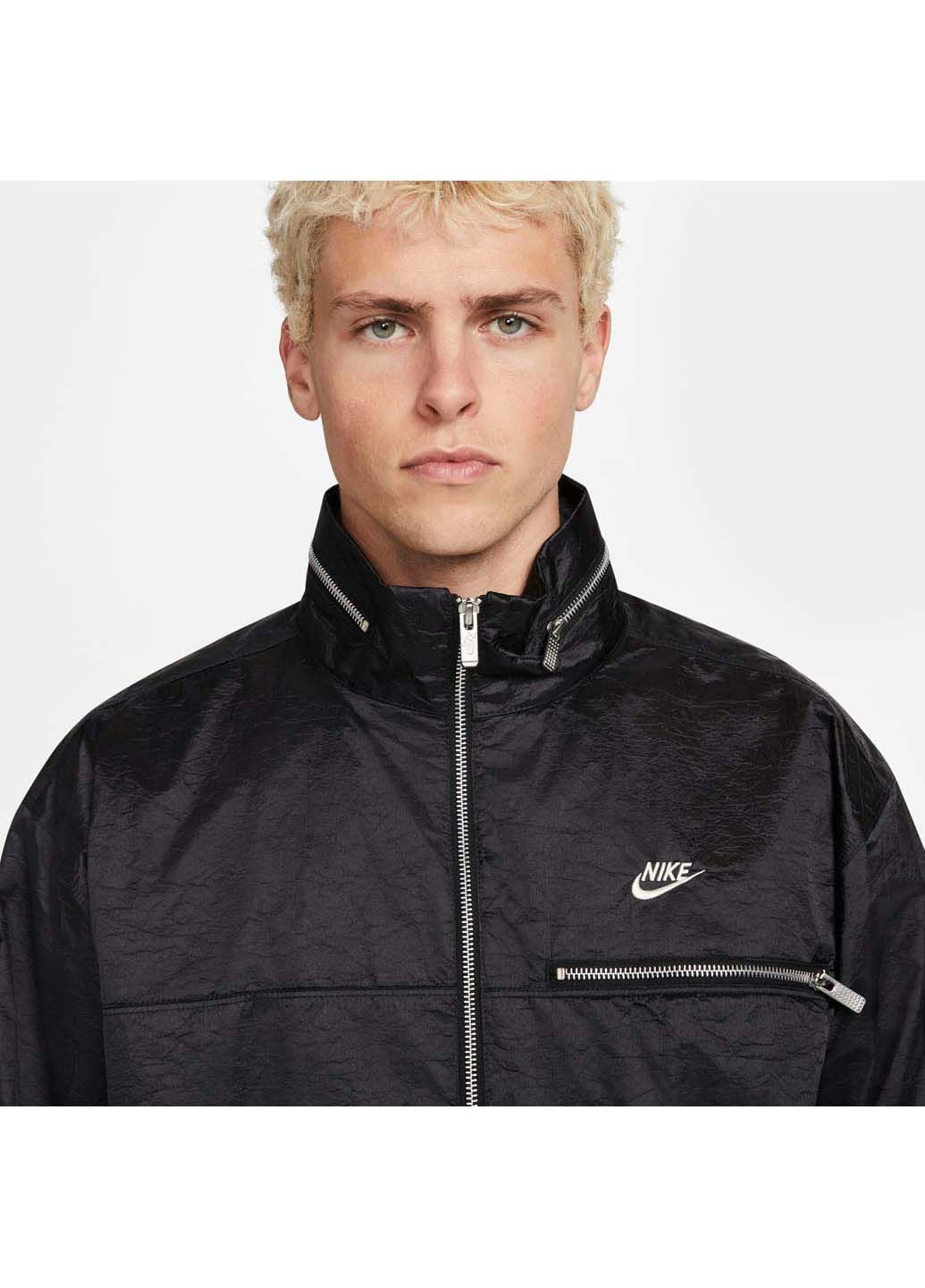 Чорна демісезонна куртка чоловіча Nike