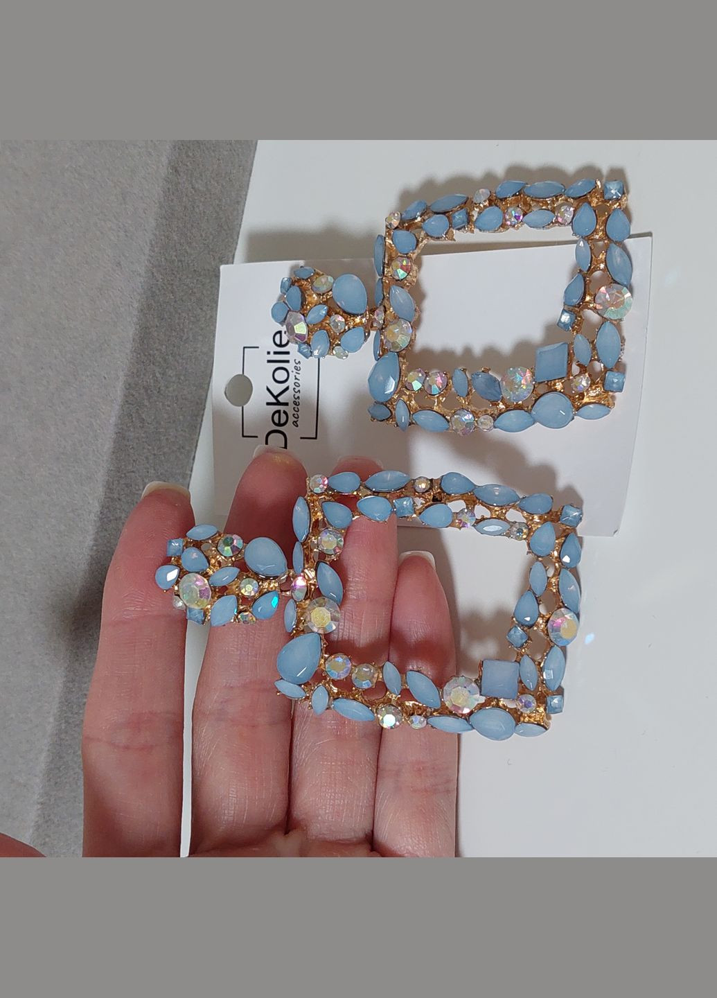 Висячі масивні сережки з камінням BS046 голубі DeKolie (332622512)