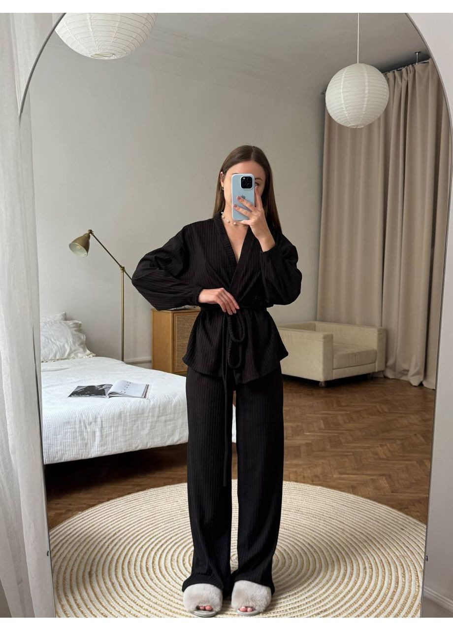 Чорна всесезон жіночий домашній комплект в рубчик: кімоно на запах та штани палаццо туніка + штани MonCher